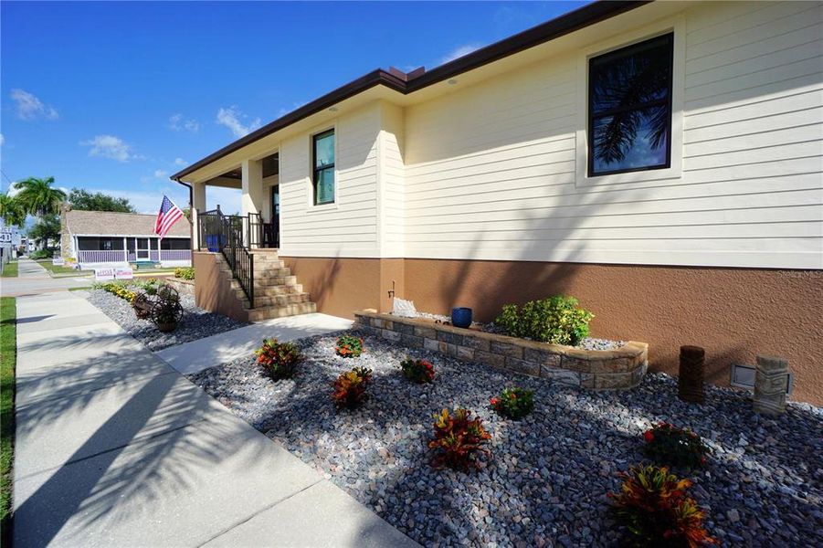 Exterior details and patio area of a home in , Punta Gorda (Image 21).