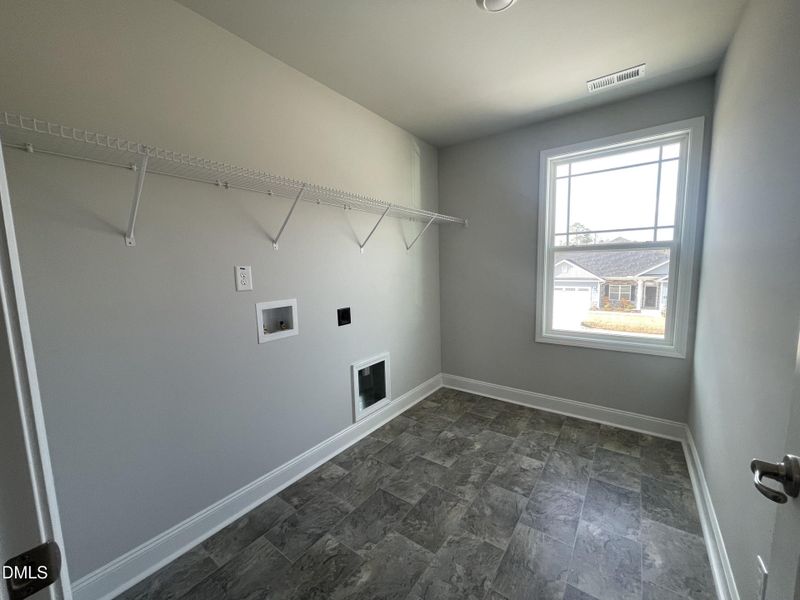 8CF323A7-D23C-4322-9290-A08CFB4E6B3F 8CF323A7-D23C-4322-9290-A08CFB4E6B3F