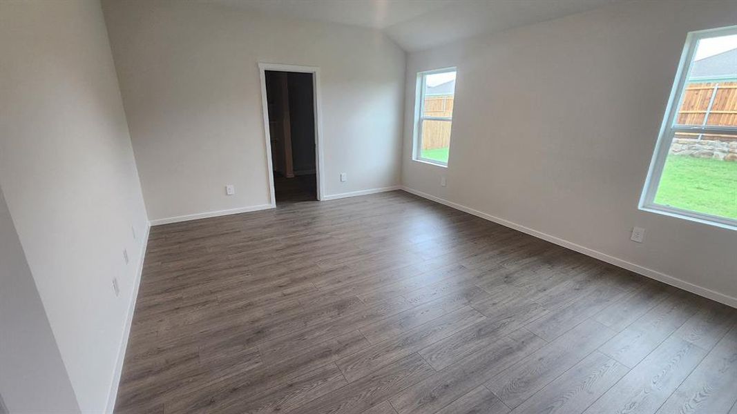 Spacious, unfurnished interior of a new home in Waverly Estates, Josephine (Image 5).