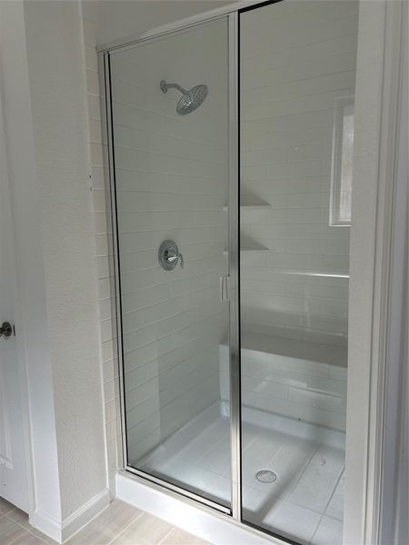 **Photos are illustrative only. This is not the actual home.**