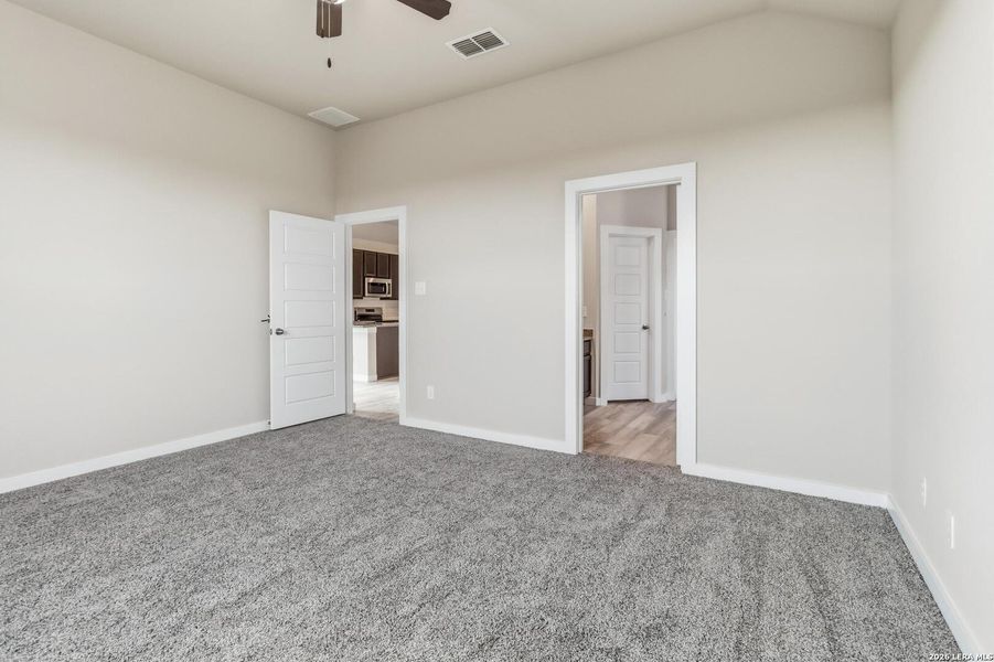 Spacious, unfurnished interior of a new home in Katzer Ranch, Converse (Image 19). Spacious, unfurnished interior of a new home in Katzer Ranch, Converse (Image 19).