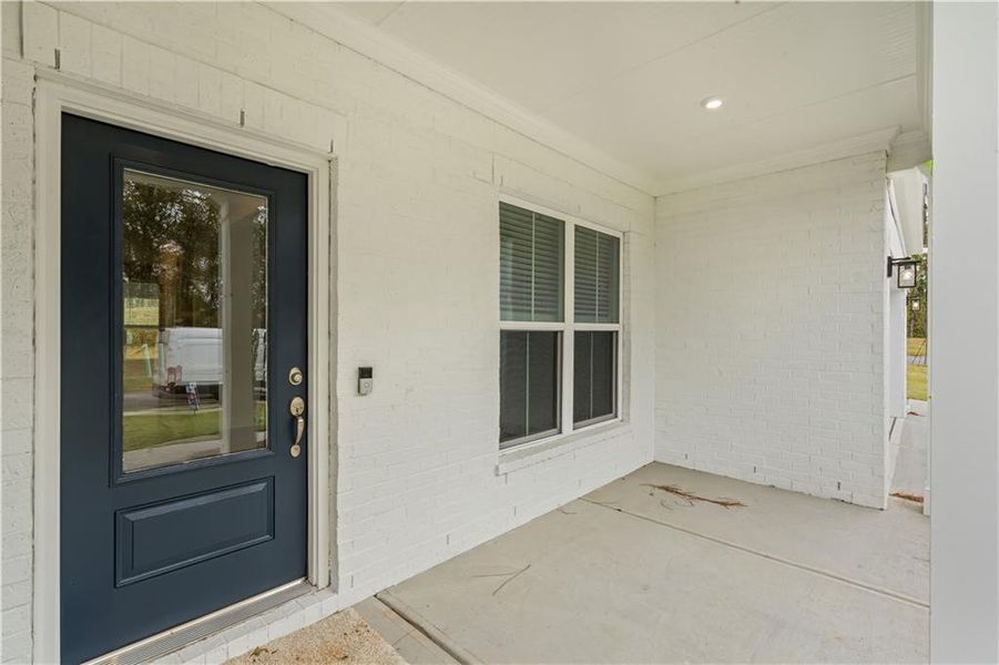 Exterior details and patio area of a home in Rose Creek, Cumming (Image 25).