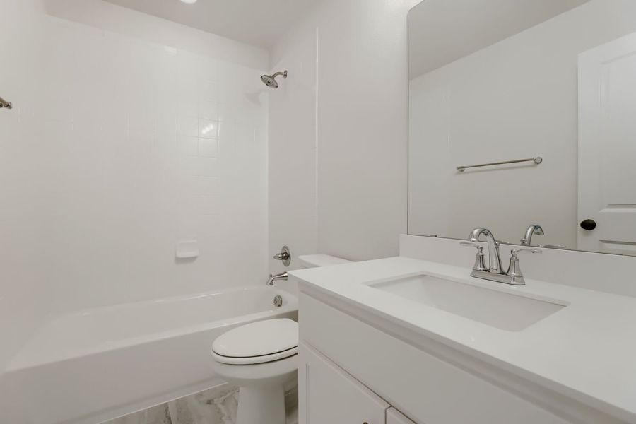 3312 Santolina - Full Bathroom