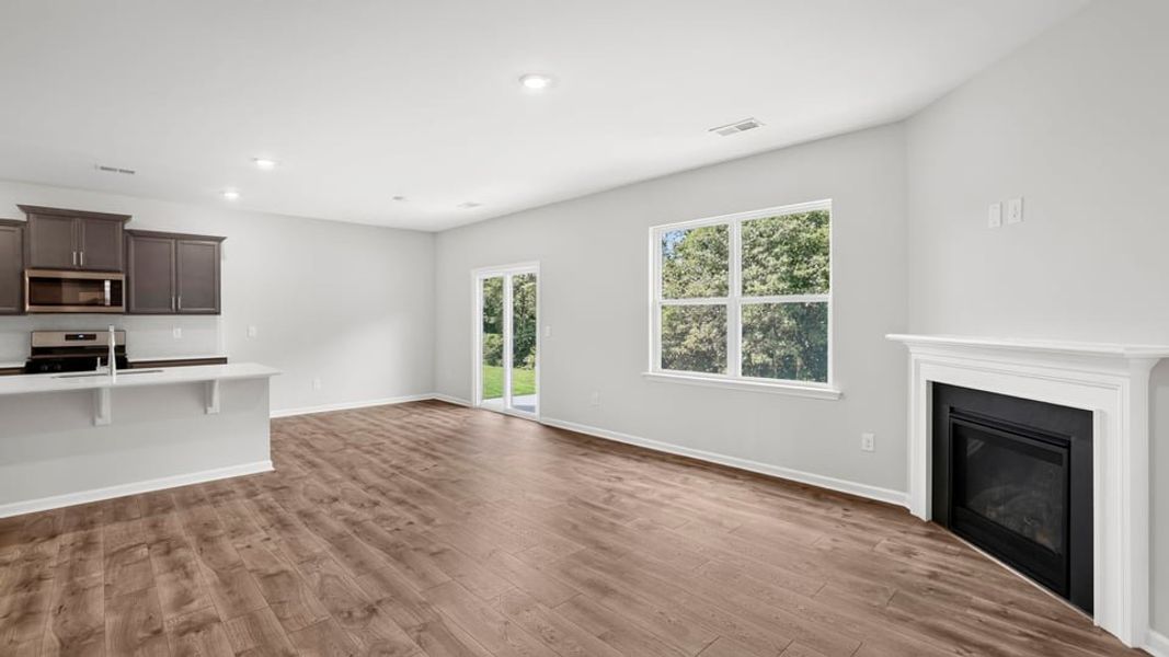 Spacious, unfurnished interior of a new home in Woodglen, Piedmont (Image 24). Spacious, unfurnished interior of a new home in Woodglen, Piedmont (Image 24).