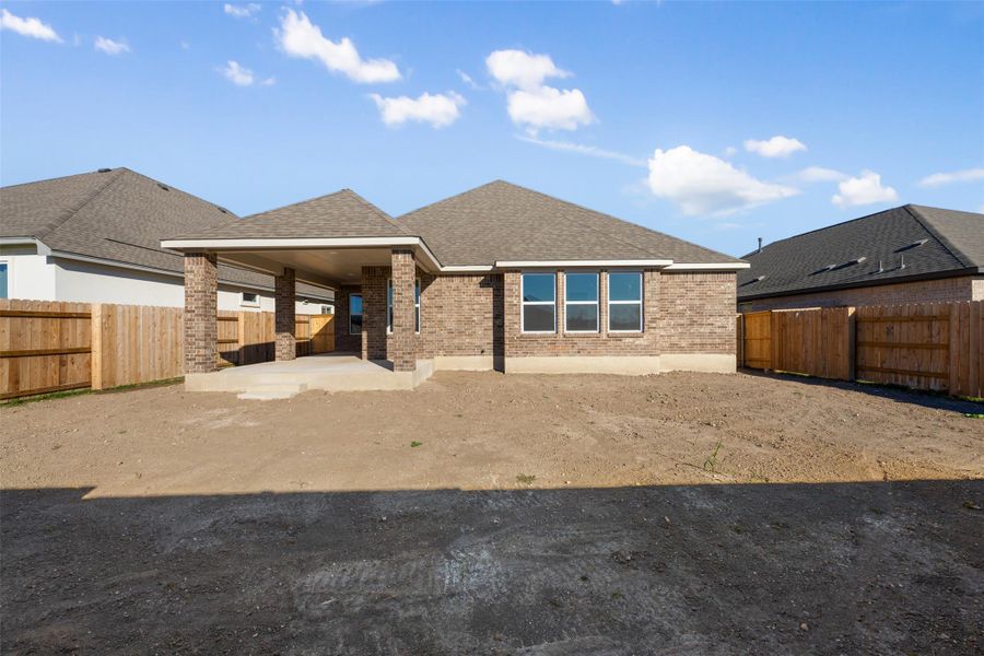 Photos are representative images and renderings for illustrative purposes only. Actual structural options and design images of the home may vary. Photos are representative images and renderings for illustrative purposes only. Actual structural options and design images of the home may vary.