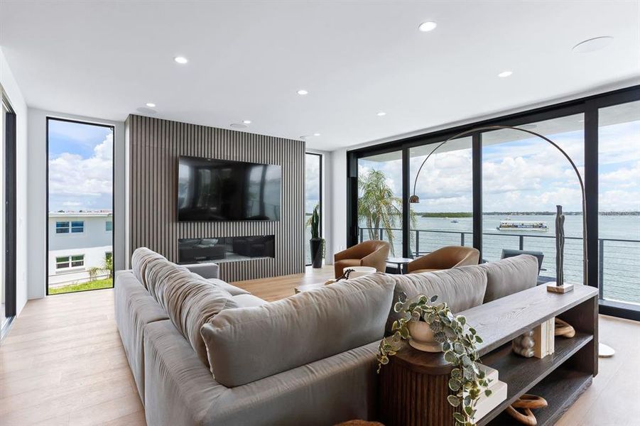 Furnished interior view inside a new home in , Madeira Beach (Image 40). Furnished interior view inside a new home in , Madeira Beach (Image 40).