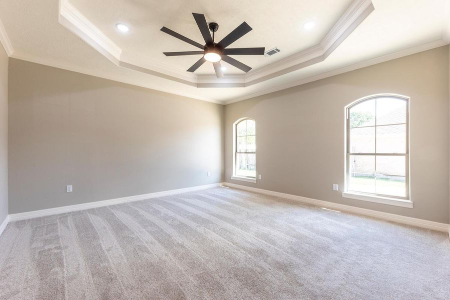 Spacious, unfurnished interior of a new home in , Beaumont (Image 19).