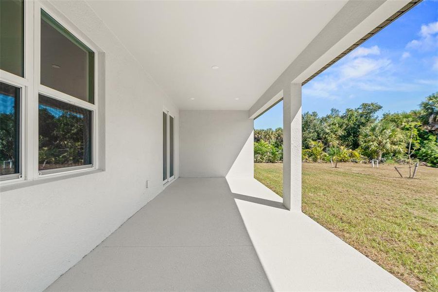 Exterior details and patio area of a home in , North Port (Image 3).