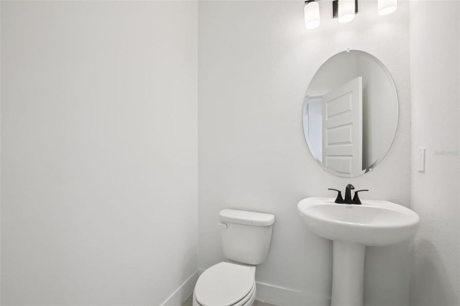 Furnished interior view inside a new home in Magnolia Bay - Reserve Series, Nokomis (Image 10).