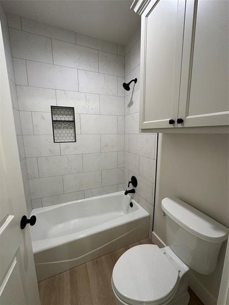 Furnished interior view inside a new home in , Abilene (Image 14).