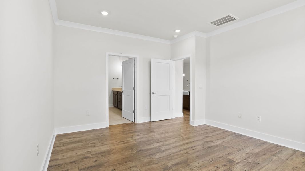 Spacious, unfurnished interior of a new home in Adams Glen, Greenville (Image 29). Spacious, unfurnished interior of a new home in Adams Glen, Greenville (Image 29).