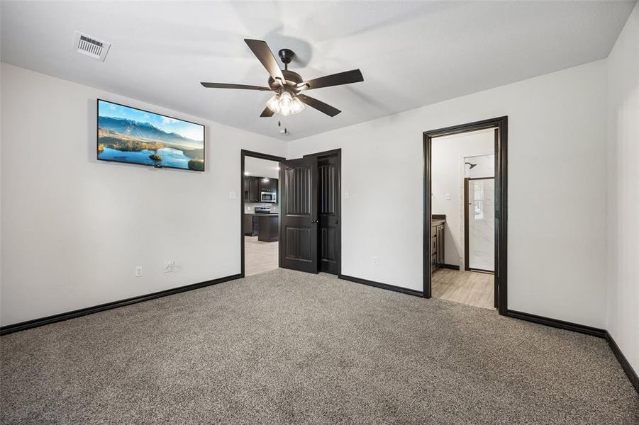 Spacious, unfurnished interior of a new home in , Springtown (Image 23).