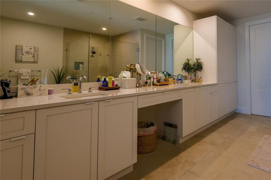 Furnished interior view inside a new home in Altura Bayshore, Tampa (Image 60). Furnished interior view inside a new home in Altura Bayshore, Tampa (Image 60).