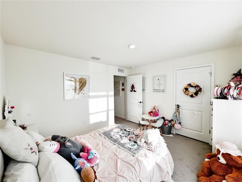 Furnished interior view inside a new home in , Zephyrhills (Image 32).