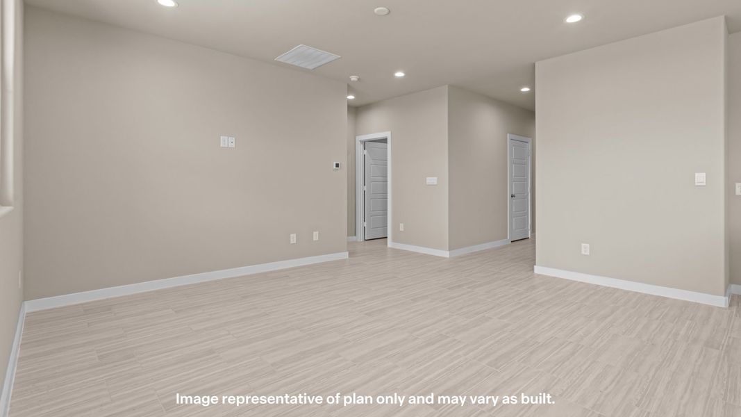 Spacious, unfurnished interior of a new home in Homestead at Parks Bell Ranch, Odessa (Image 11).