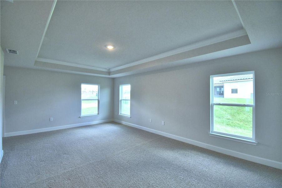 Spacious, unfurnished interior of a new home in Lake Juliana Estates, Auburndale (Image 30).