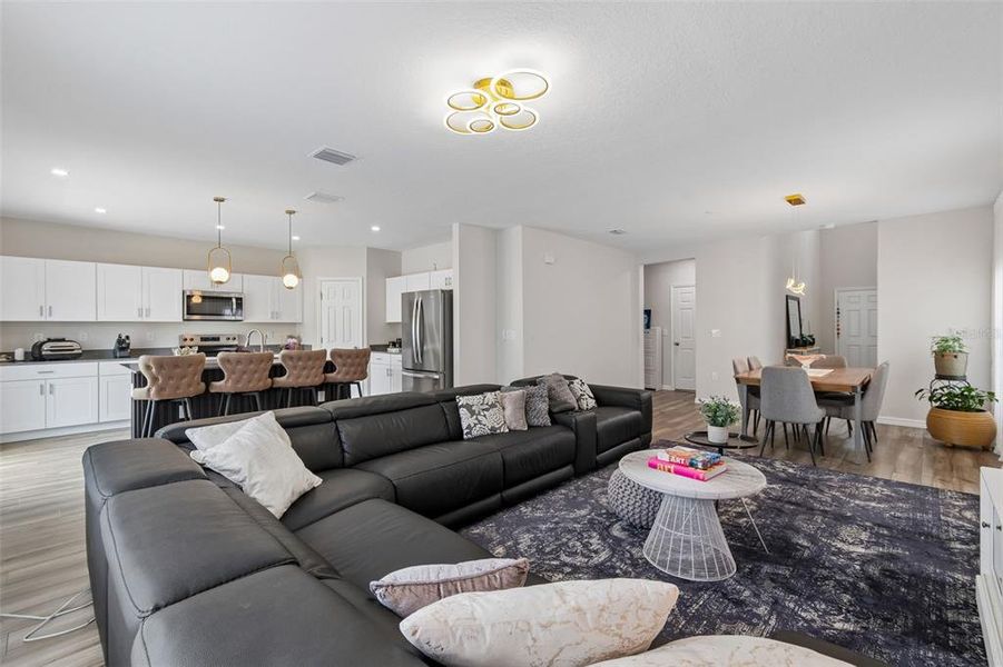 Furnished interior view inside a new home in , Haines City (Image 10).