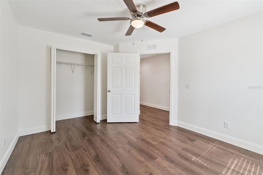 Spacious, unfurnished interior of a new home in , Lakeland (Image 37).
