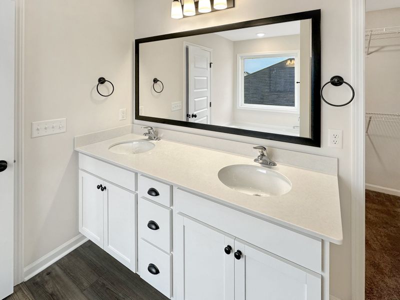 Furnished interior view inside a new home in Grand Reserve, Hinesville (Image 10).