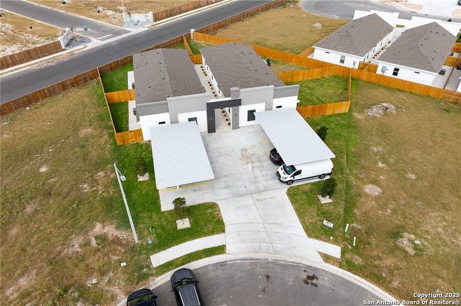 Image 14 of a home in .