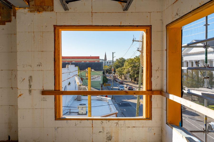 Exterior details and patio area of a home in , Charleston (Image 1).