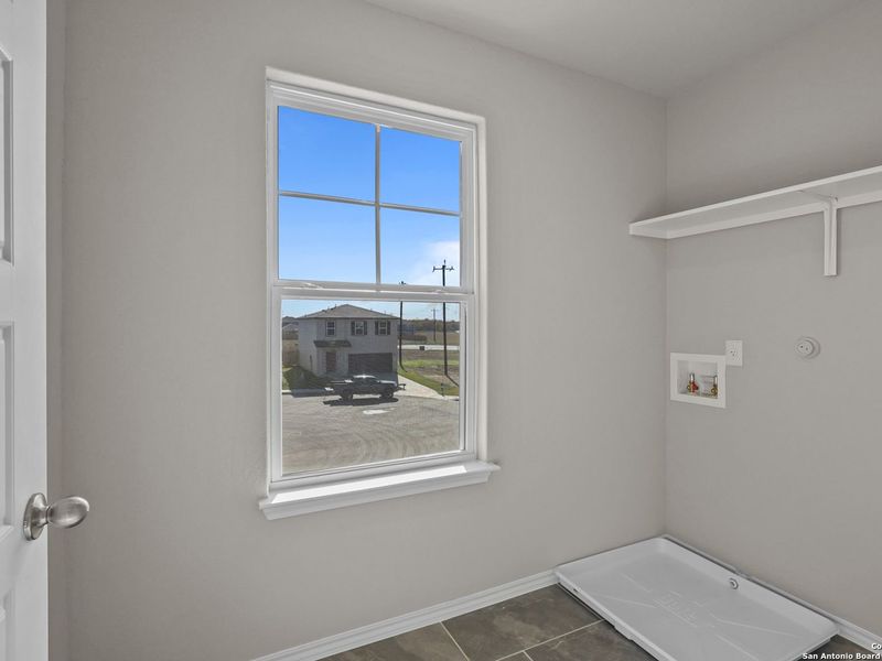 Spacious, unfurnished interior of a new home in Applewhite Meadows, San Antonio (Image 28). Spacious, unfurnished interior of a new home in Applewhite Meadows, San Antonio (Image 28).