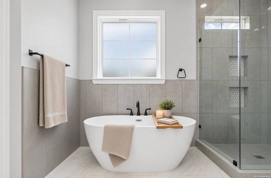 Furnished interior view inside a new home in , Bandera (Image 7).