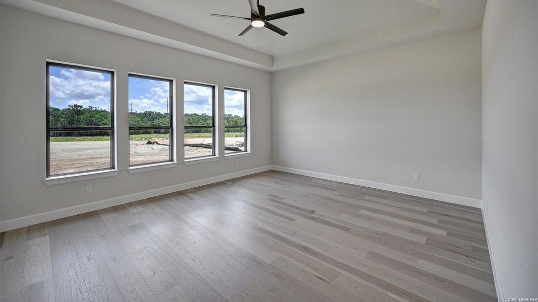 Spacious, unfurnished interior of a new home in George's Ranch, Boerne (Image 22).