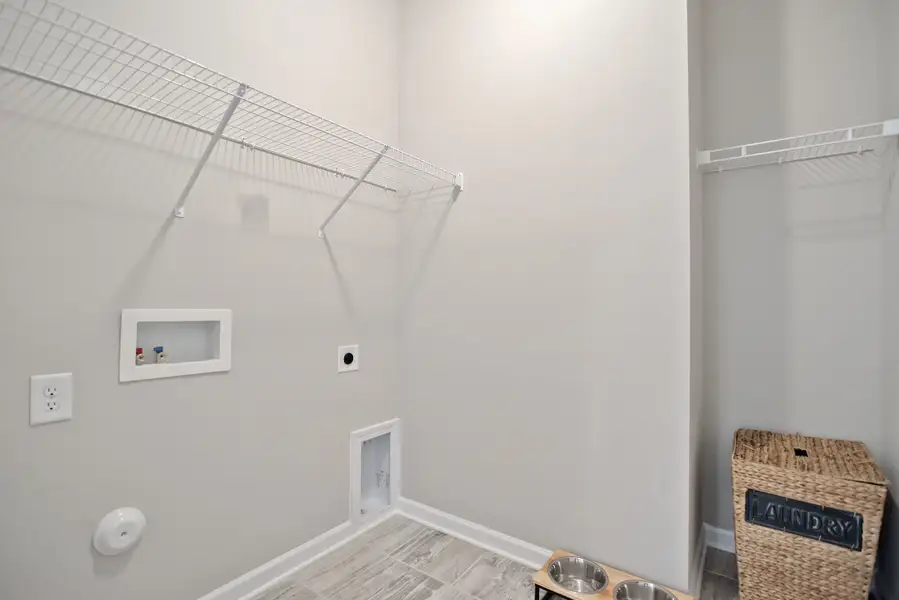 Spacious, unfurnished interior of a new home in Stratford Station, Lebanon (Image 16). Spacious, unfurnished interior of a new home in Stratford Station, Lebanon (Image 16).