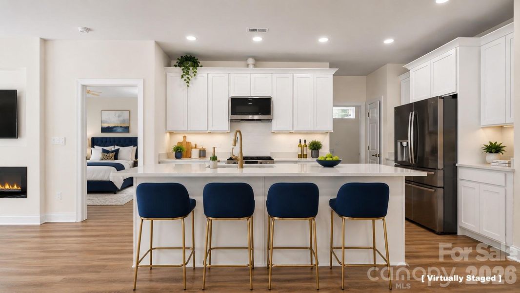 Kitchen (Virtually Staged)