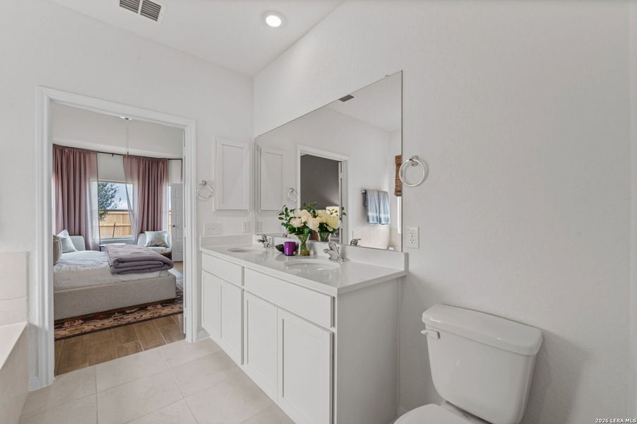 Furnished interior view inside a new home in Park Place, New Braunfels (Image 10). Furnished interior view inside a new home in Park Place, New Braunfels (Image 10).