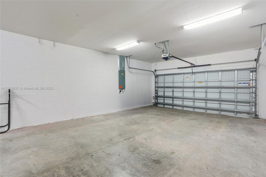 Spacious, unfurnished interior of a new home in , Alva (Image 20). Spacious, unfurnished interior of a new home in , Alva (Image 20).