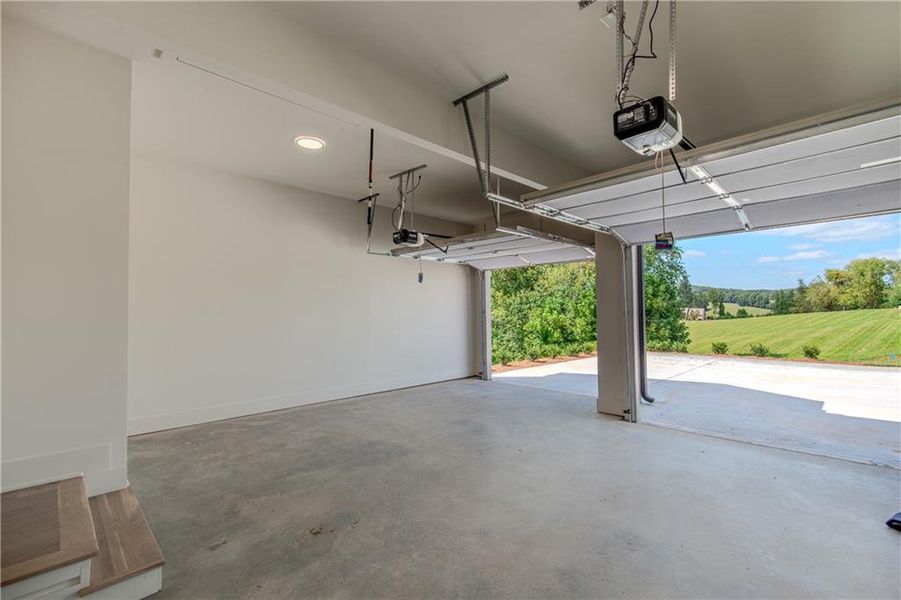 Spacious, unfurnished interior of a new home in , Blairsville (Image 28).