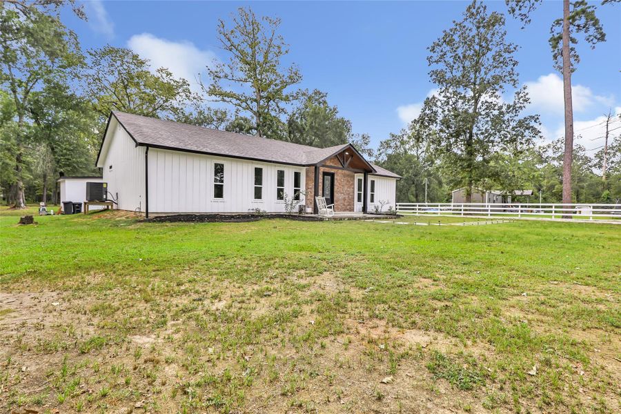 Front exterior of a new home in , Dayton, TX, highlighting curb appeal (Image 18). Front exterior of a new home in , Dayton, TX, highlighting curb appeal (Image 18).
