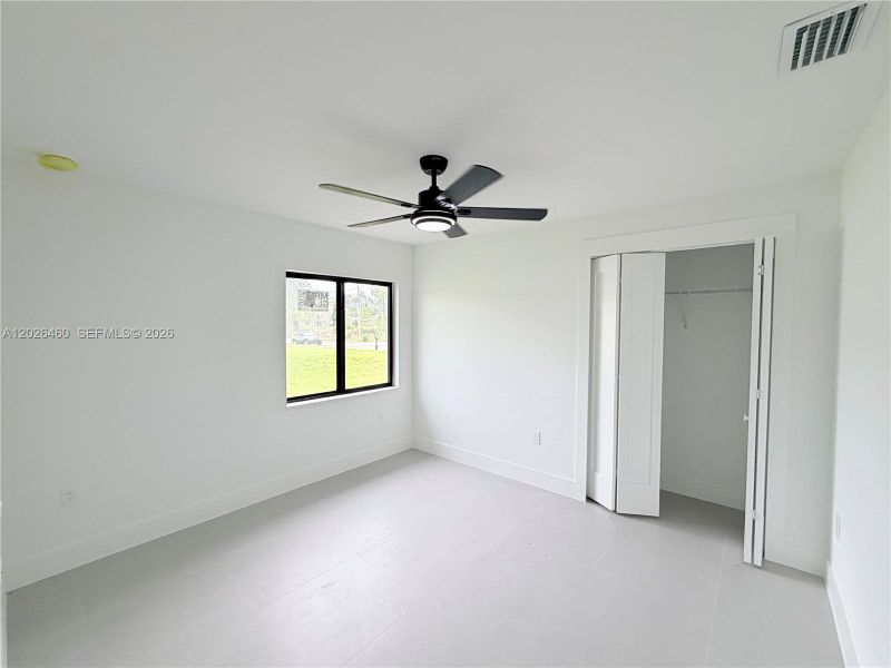 Spacious, unfurnished interior of a new home in , Lehigh Acres (Image 51).