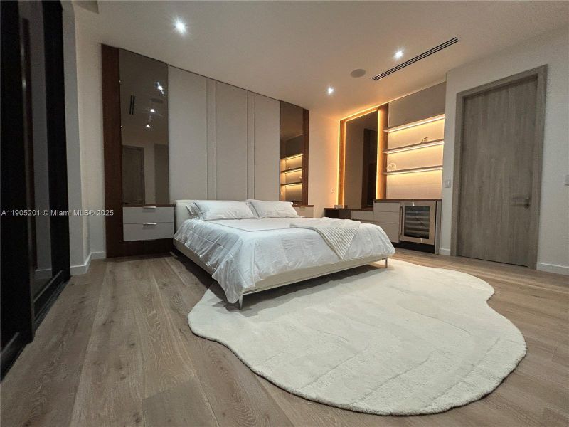 Furnished interior view inside a new home in , Miami Beach (Image 14). Furnished interior view inside a new home in , Miami Beach (Image 14).