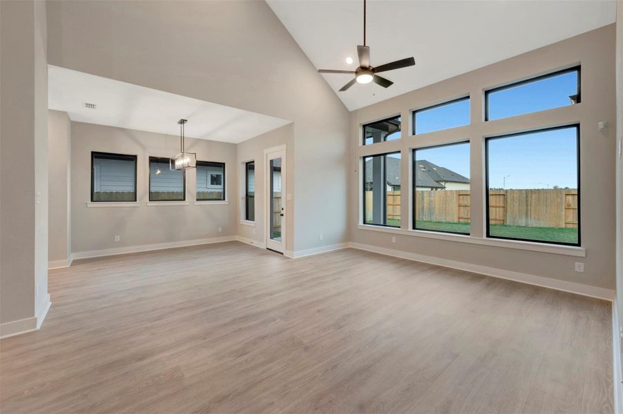 Spacious, unfurnished interior of a new home in ARTAVIA 50' Homesites, Conroe (Image 32).