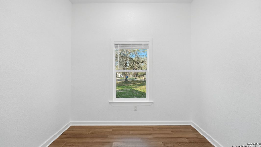 Spacious, unfurnished interior of a new home in , Elmendorf (Image 23).