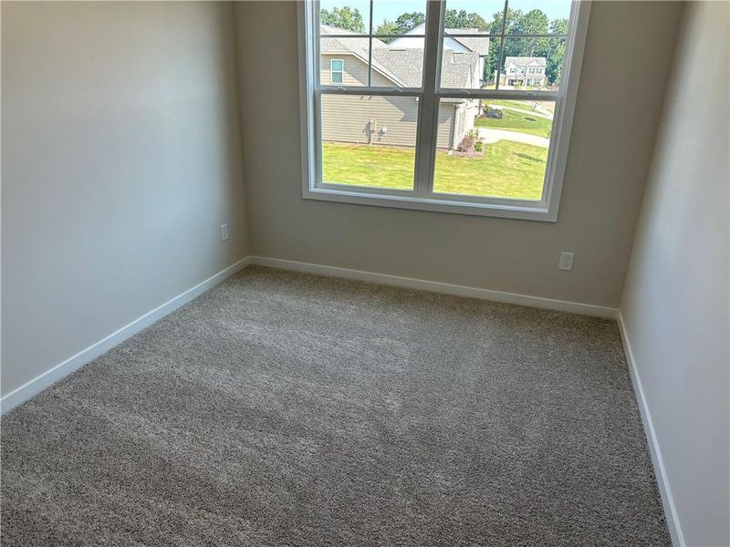 Spacious, unfurnished interior of a new home in Rosewood Lake Estates, Hoschton (Image 18).