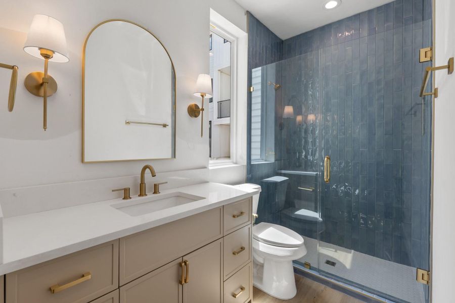 Image 25 of a home in .