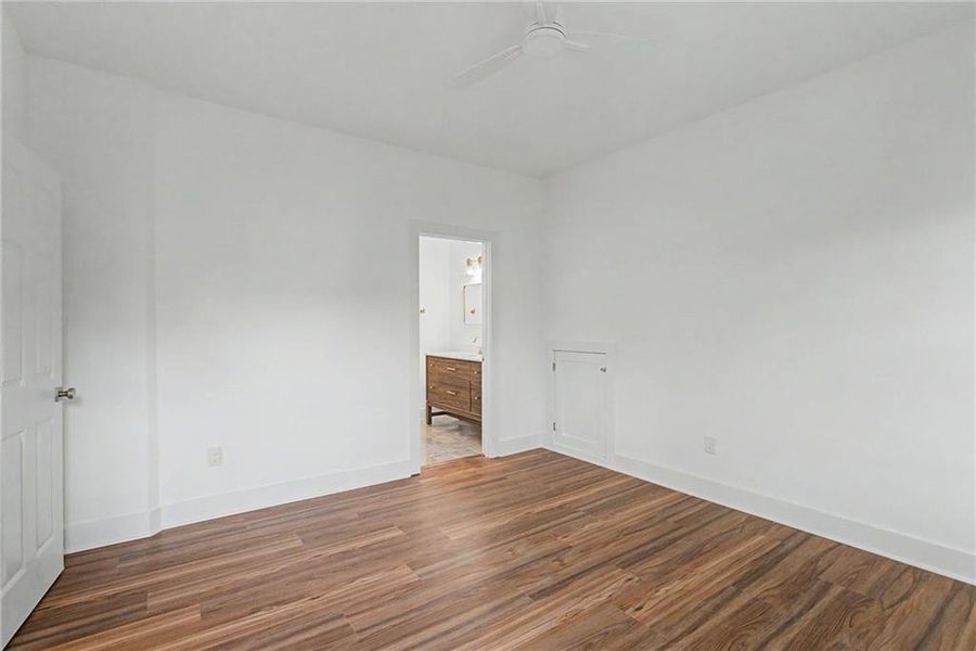 Spacious, unfurnished interior of a new home in , Atlanta (Image 37).