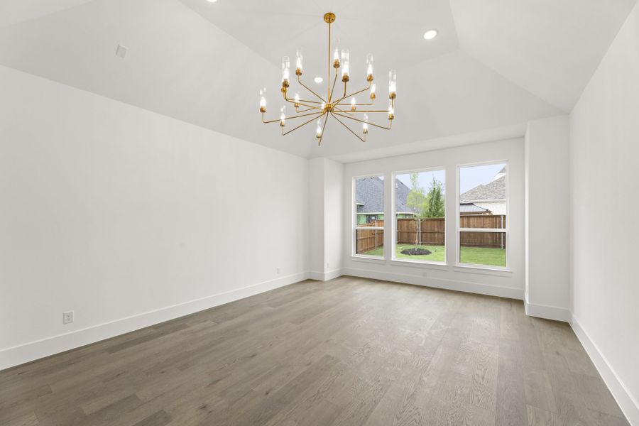 Representative unfurnished interior of a home built from the 7042 by Tradition Homes in Mustang Lakes, McKinney (Image 24).