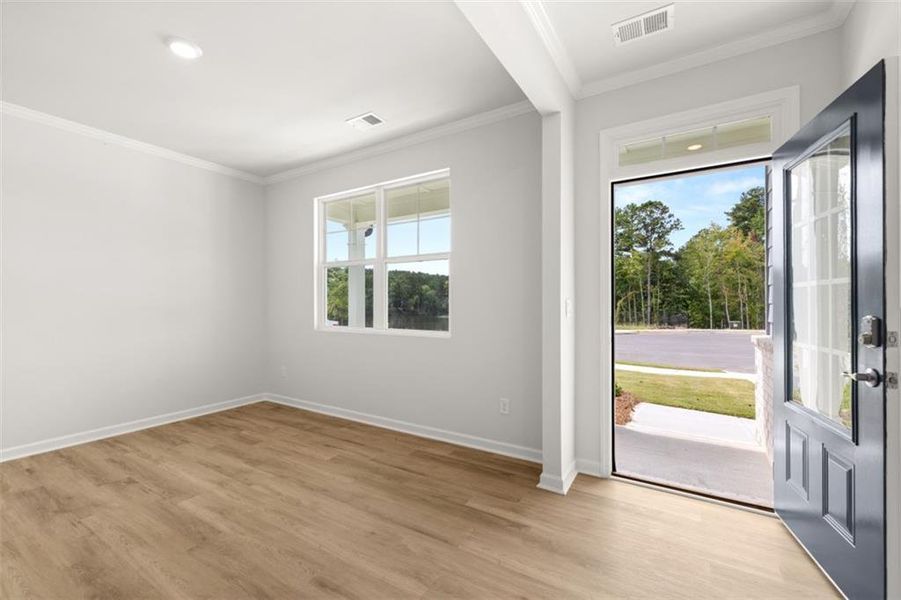 Spacious, unfurnished interior of a new home in Fairway 17 at Mirror Lake, Villa Rica (Image 41).