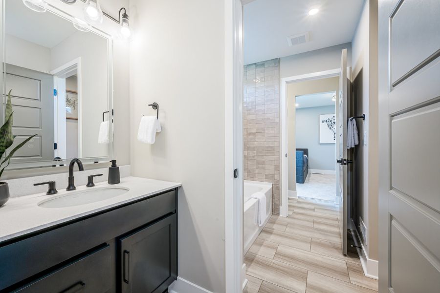 Representative furnished interior of a home built from the Beckett by Fischer Homes in Veranda Manor, Canton (Image 44).