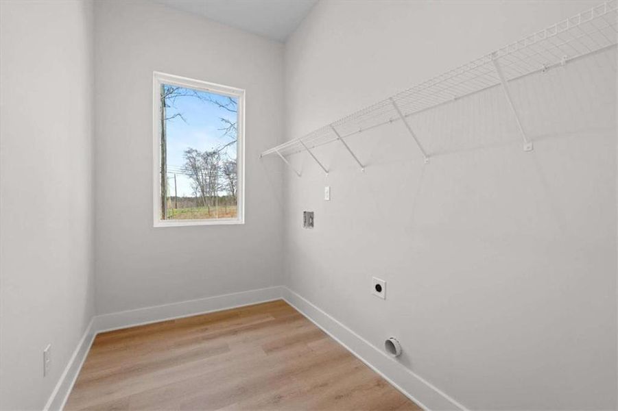Spacious, unfurnished interior of a new home in , Bremen (Image 31).