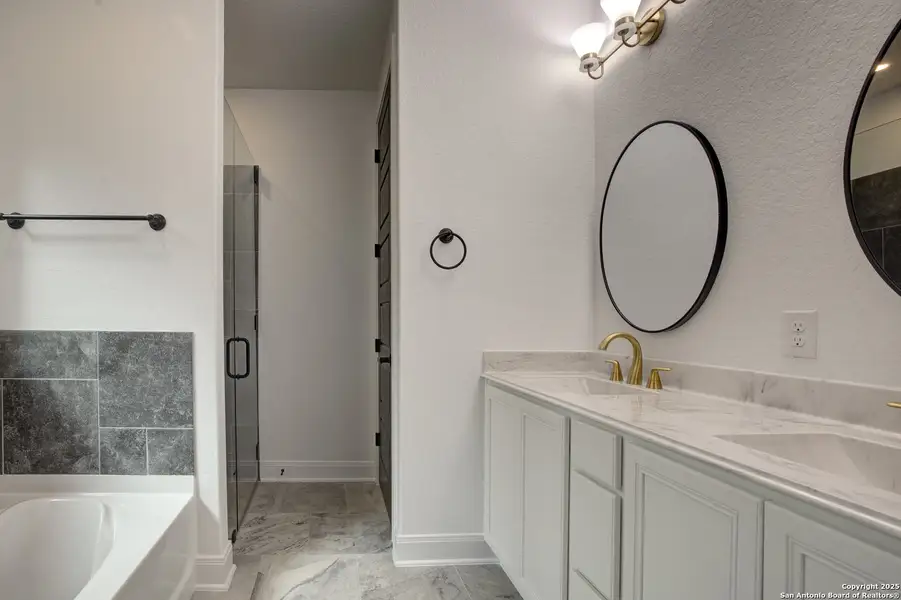 Furnished interior view inside a new home in , Wimberley (Image 5).