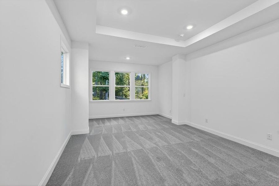 Spacious, unfurnished interior of a new home in Bailey Fence, Dacula (Image 38).