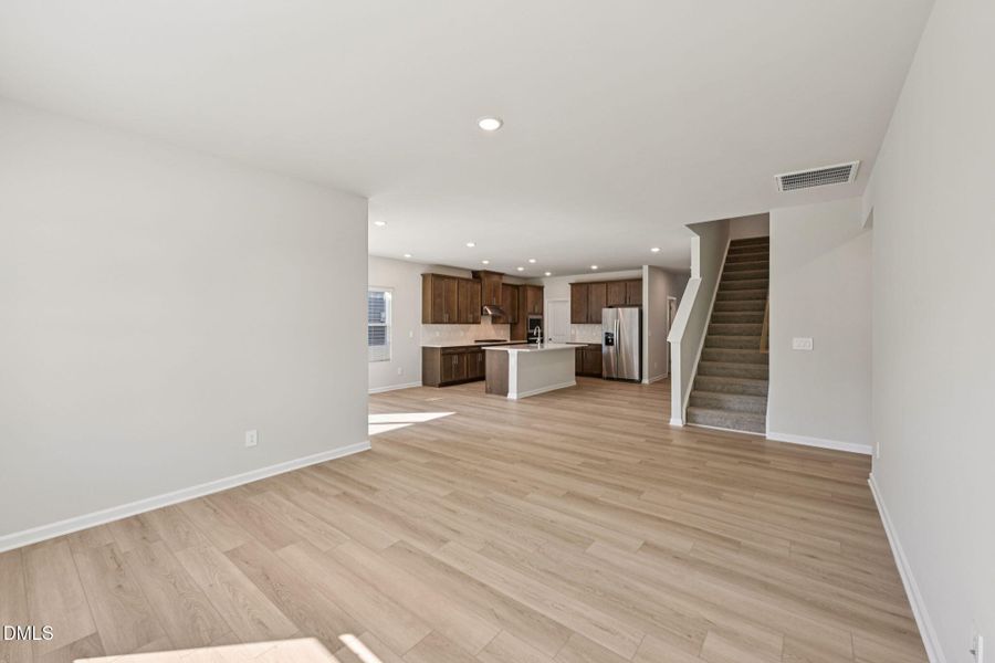 9-web-or-mls-Raleigh - Oak Manor - 749 D