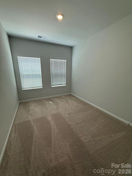 Spacious, unfurnished interior of a new home in Nichols Landing, Charlotte (Image 9).