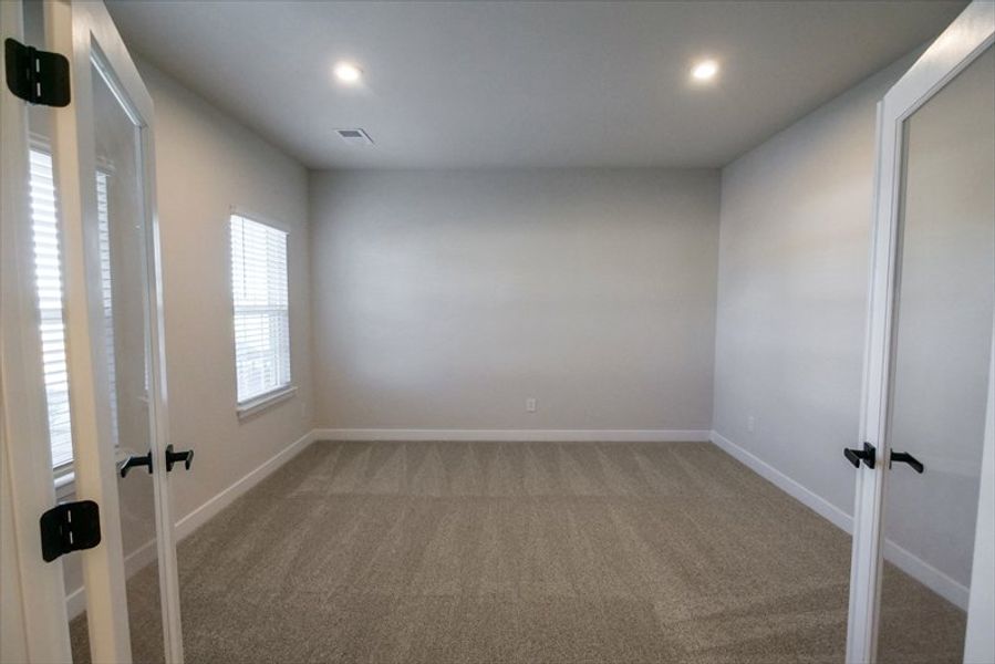 Spacious, unfurnished interior of a new home in Berkeley, Spartanburg (Image 16).
